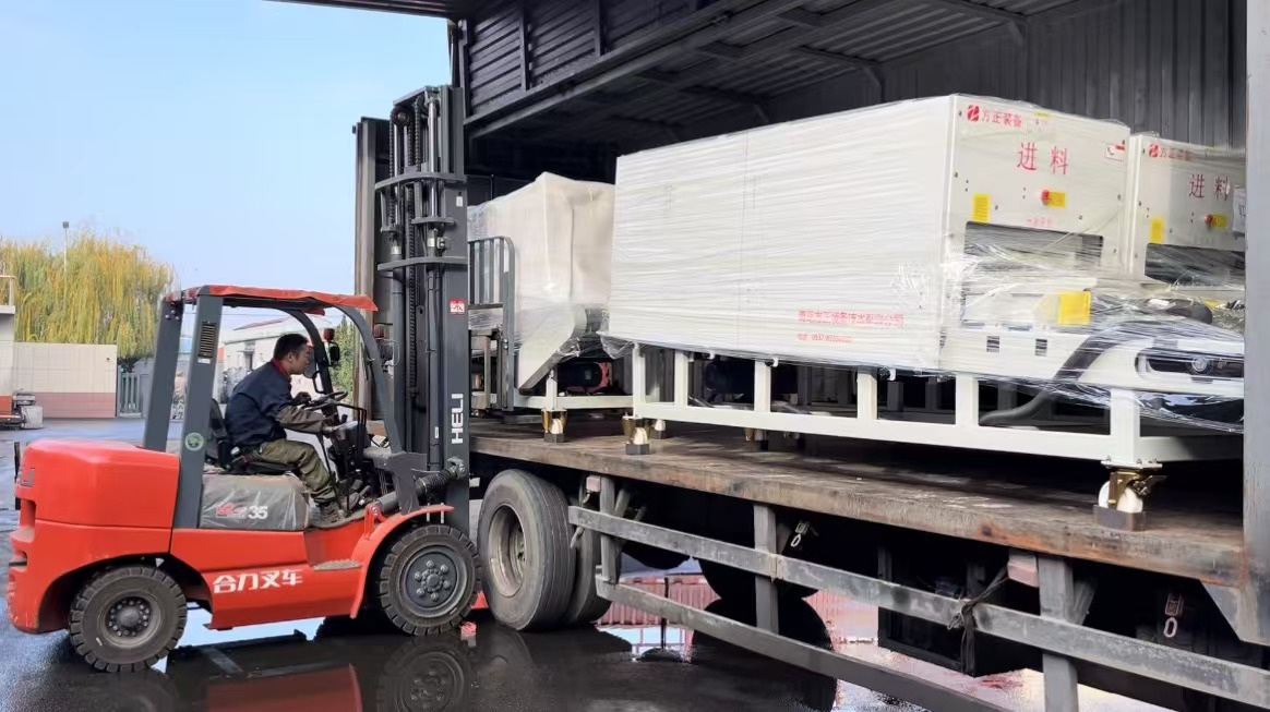 飼料結(jié)塊問題的解決方案——青島方正震散機